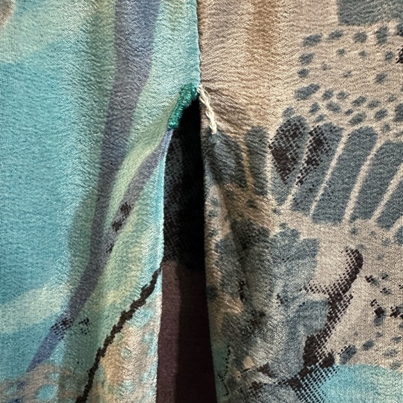 Kantha Bae Free to Be Maxi - Picture 3 of 3